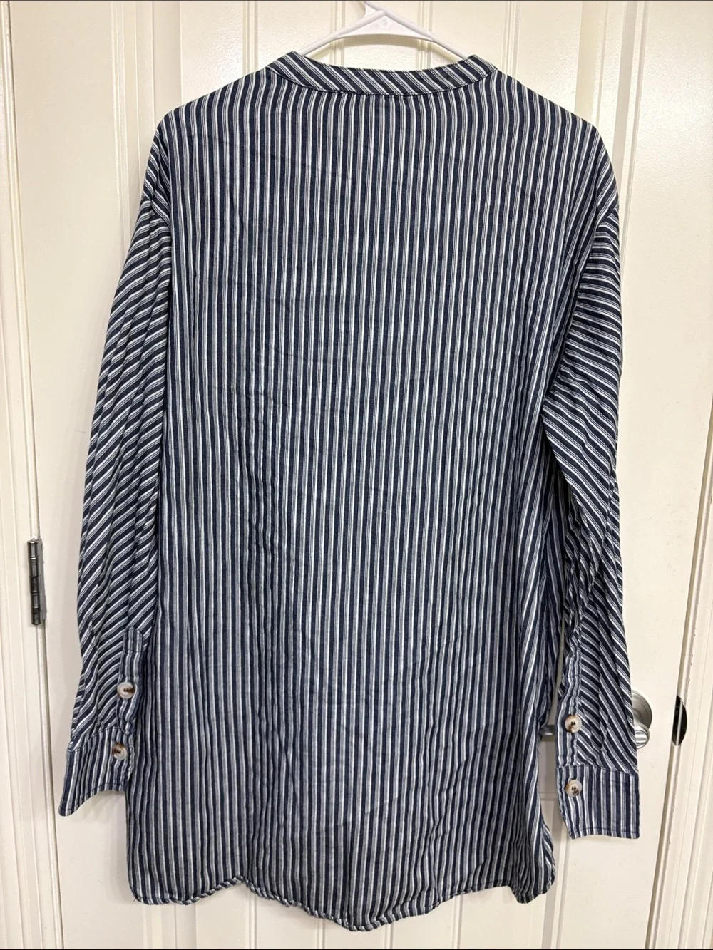 Saint‎ Geraldine Women's Navy and White Striped Button-Down Tunic Shirt Dress